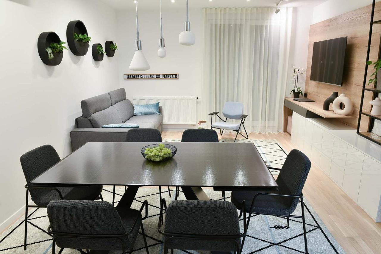 Astra Urban Garden Apartment, 2 Garage Parking Spaces Zagreb Extérieur photo